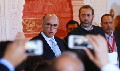 Bernard Cazeneuve : «Plus de mille mosquées font l’objet d’une protection»