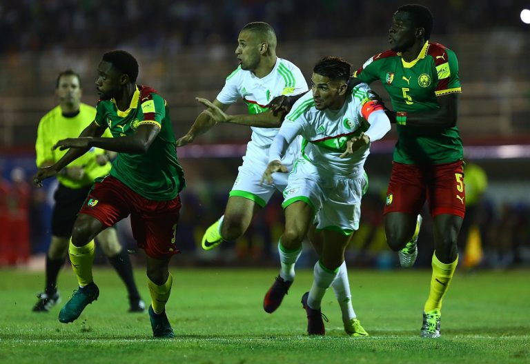 Les Verts lors du premier match des éliminatoires du Mondial-2018 face au Cameroun. New Press