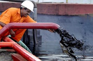 La baisse des cours inquiète les pays exportateurs comme l'Algérie. D. R.