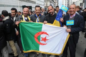 Des militants du RCD lors d'un meeting animé par Mohcine Belabbas. New Press