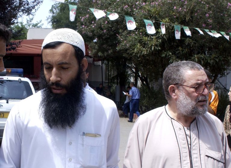 Les chefs islamistes Guemazi et Boukahmkham. New Press