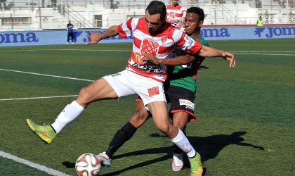 Ligue 1 : choc des co-leaders à Oran, derby palpitant à Alger