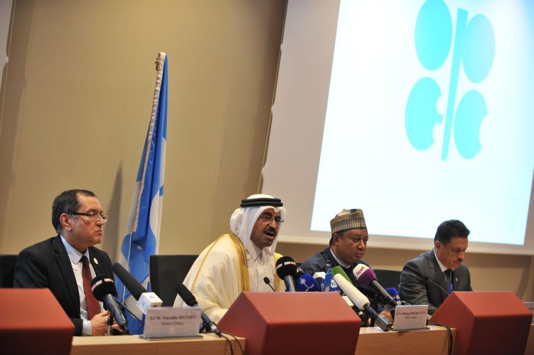 Réunion de l'Opep à Alger. New Press