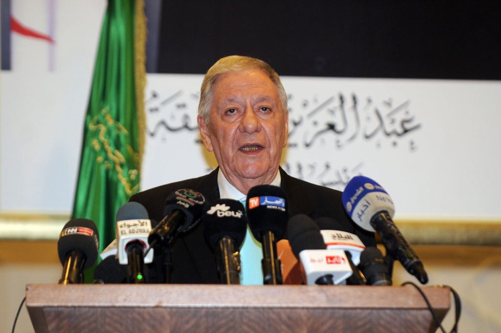 Djamel Ould-Abbès, lors de sa conférence de presse, aujourd’hui. New Press