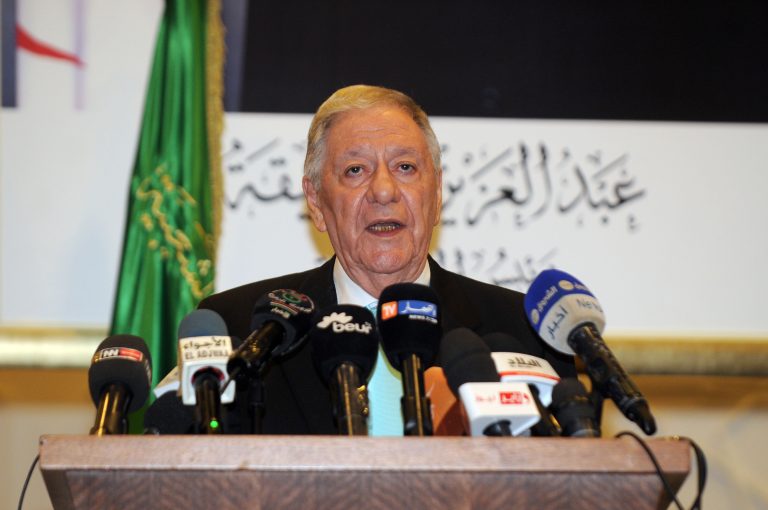 Djamel Ould-Abbès, lors de sa conférence de presse, aujourd’hui. New Press