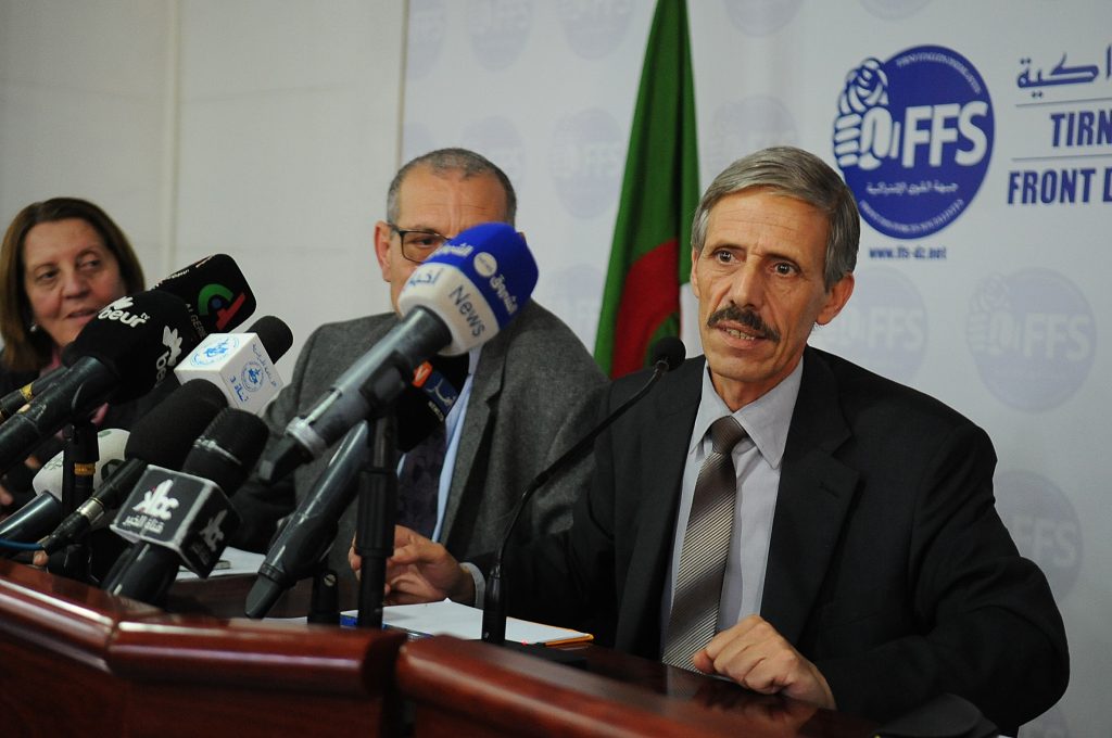 Le FFS veut une preuve de la cohésion dans ses rangs pour réussir le défi des élections. New Press