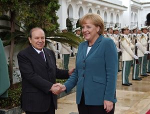 Angela Merkel avec le président Bouteflika lors de sa dernière visite à Alger en 2008. New Press