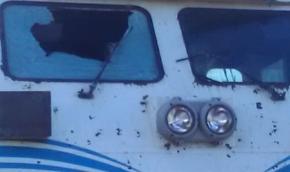 Le train Alger-Oran caillassé : le mécanicien blessé