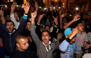 Les manifestants ont défilés pour des revendications sociales et politiques. D. R.