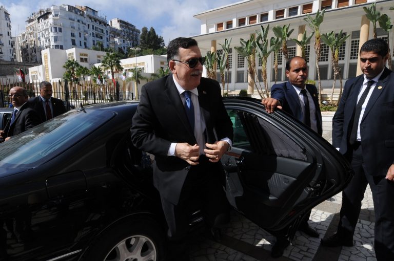 Fayez Al-Sarraj à Alger. New Press