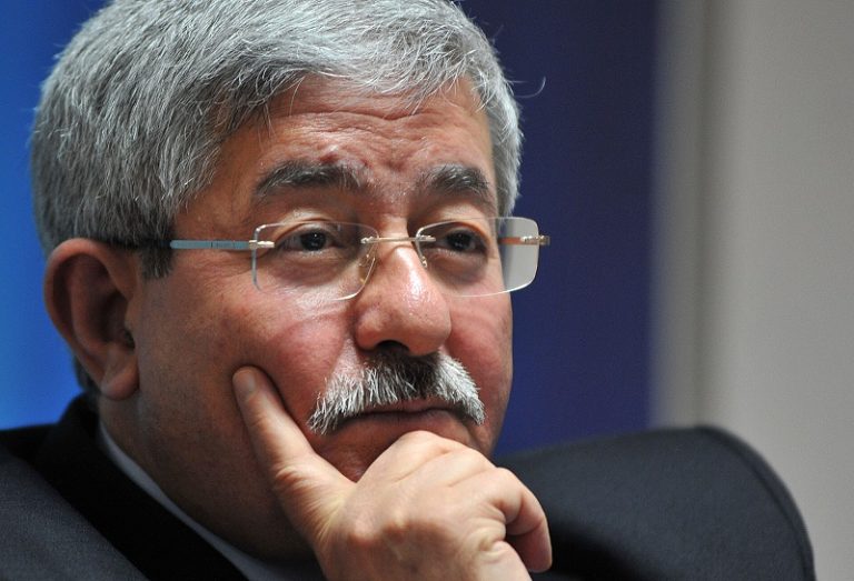 La spontanéité et le panache d’Ouyahia ont désarçonné la presse à la solde du Makhzen