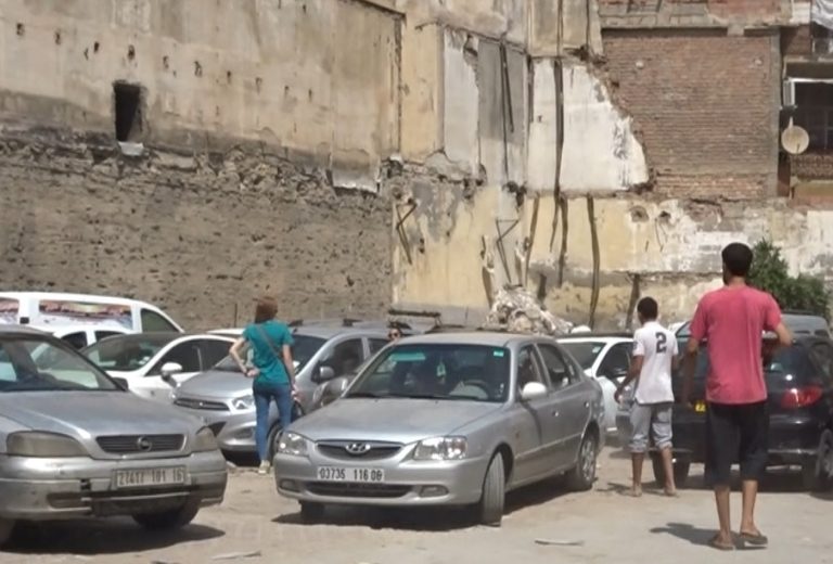 Parking sauvages Alger