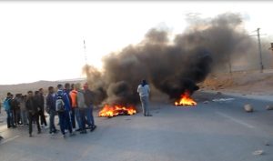 étudiants route Laghouat Aflou