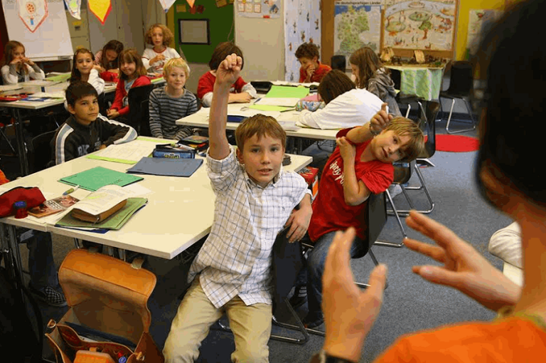 école classe élèves