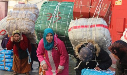 Les femmes mules marocaines étouffent dans une bousculade à la frontière avec l’Espagne