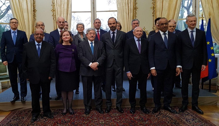 Ouyahia dira que l'Algérie a besoin de la communauté établie à l’étranger pour ses compétences