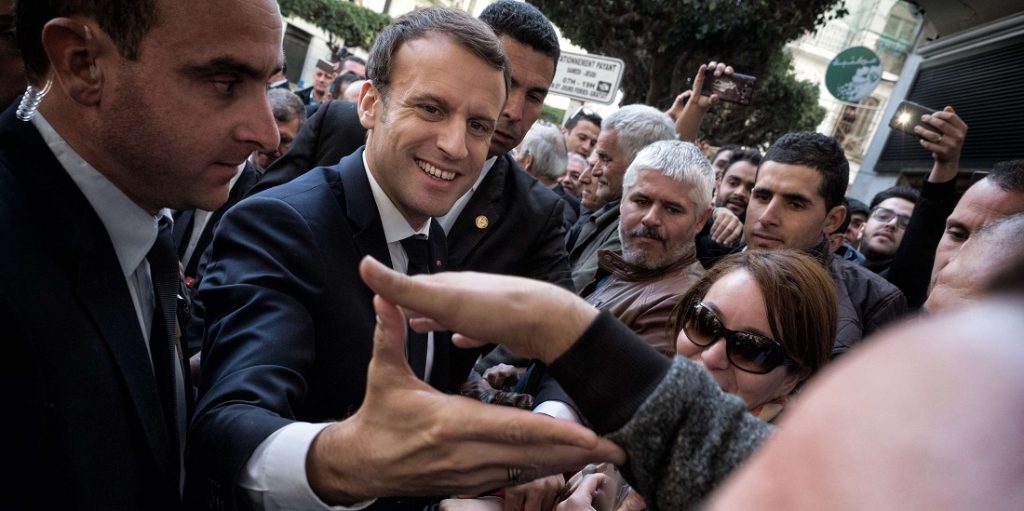 A-t-on déjà vu un président algérien paradant sur les Champs-Elysées, acclamé par une foule française lui souhaitant la bienvenue ?