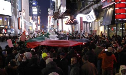 Décision de Trump : des milliers de manifestants à Times Square