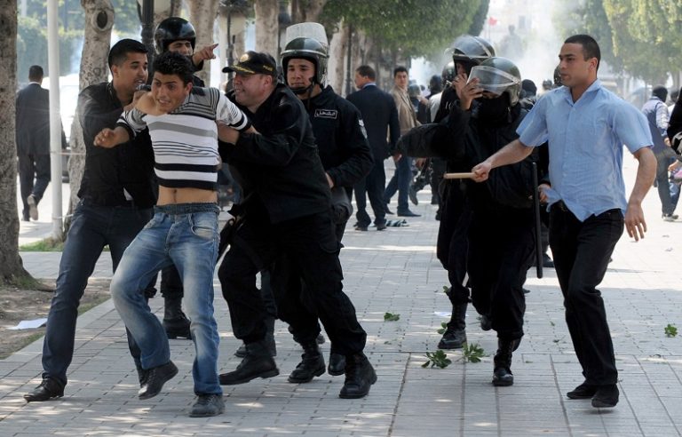 La Tunisie continue à vivre des protestations pour des revendications sociales