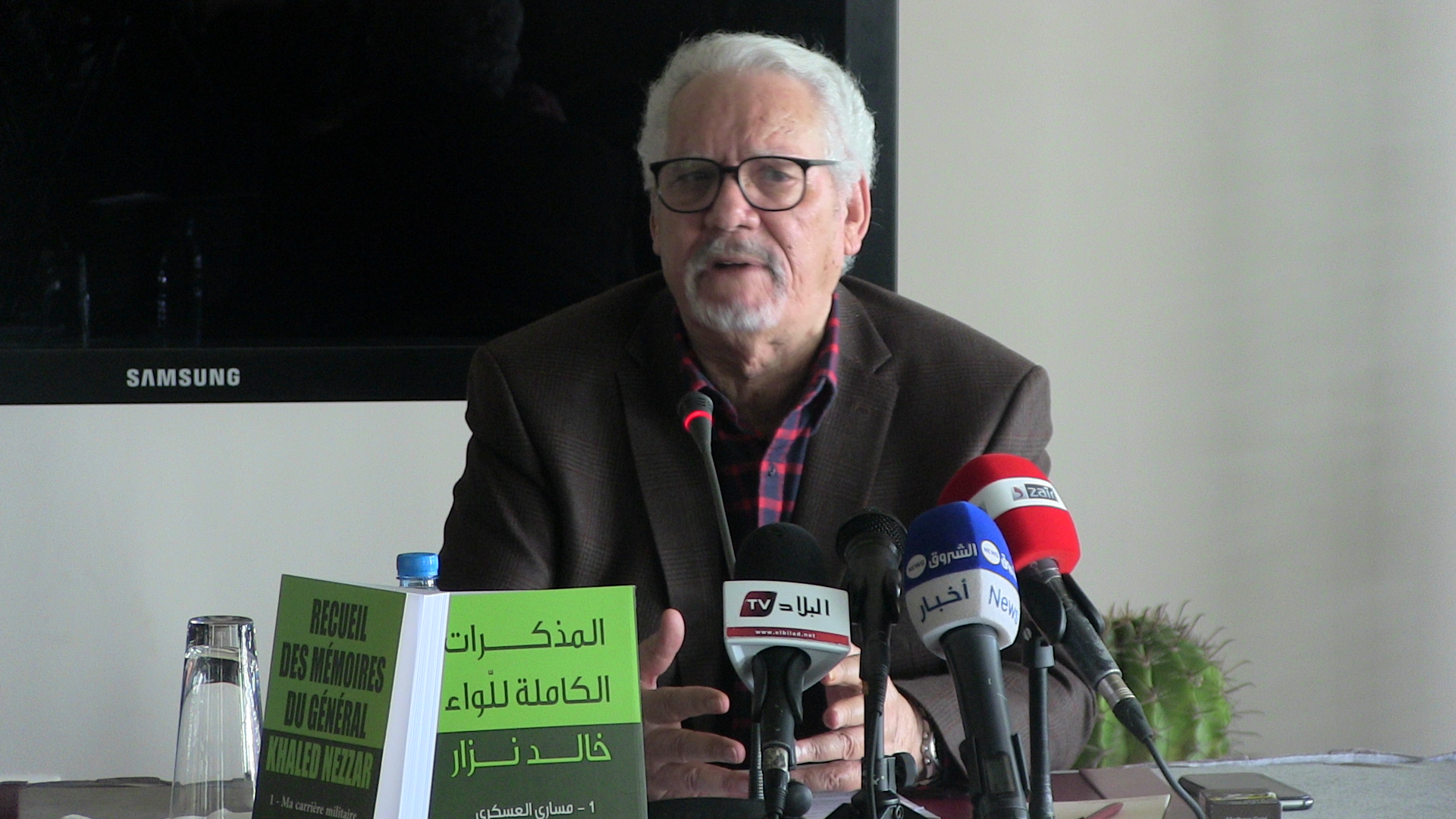 Khaled Nezzar mémoires