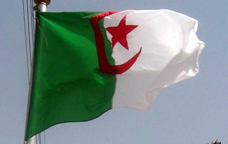 drapeau Makhzen