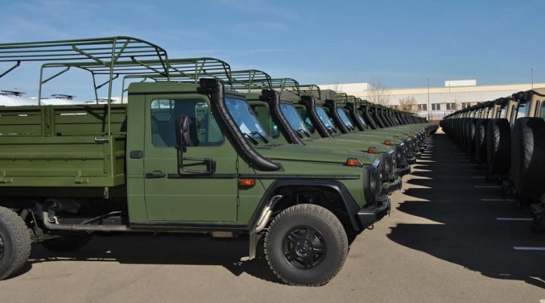 véhicules militaires Rouiba Tiaret