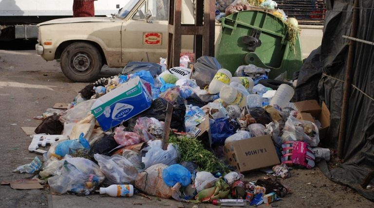 Ordures, Alger, incivisme, commune