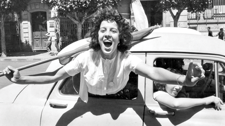 Aînés, Independance Day