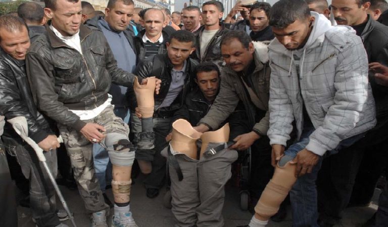 terrorisme militaires