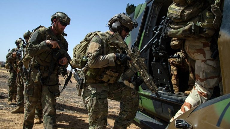 intervention militaire étrangère