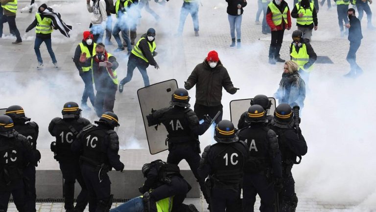 police suicidez-vous