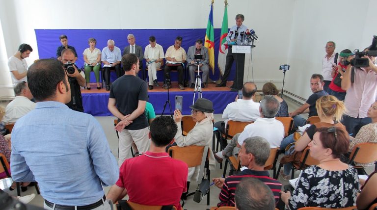 alternative démocratique interdiction