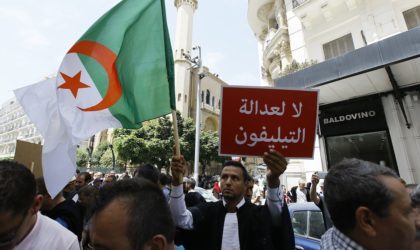 Les avocats marchent à Alger : «Non à la justice du téléphone !»