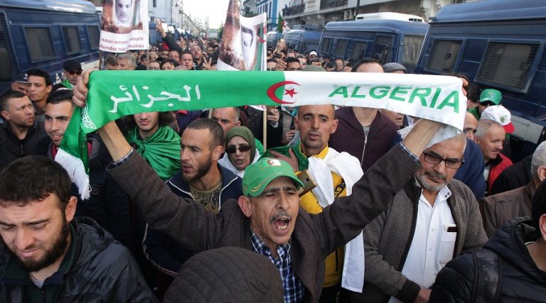 48e vend Hirak