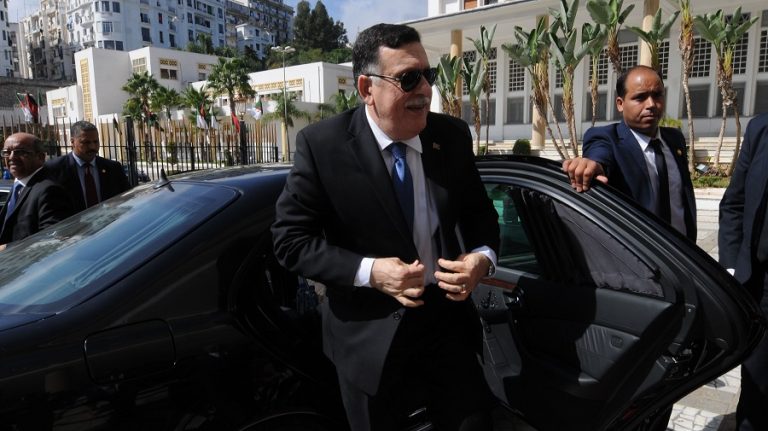 Al-Sarraj à Alger en octobre 2016. New Press
