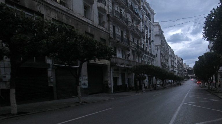 Alger Confinement