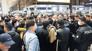 Contrôle de routine à l'aéroport d'Istanbul. D. R.