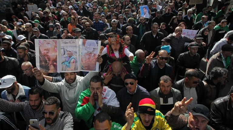 Manifestations vendredi Gaïd-Salah