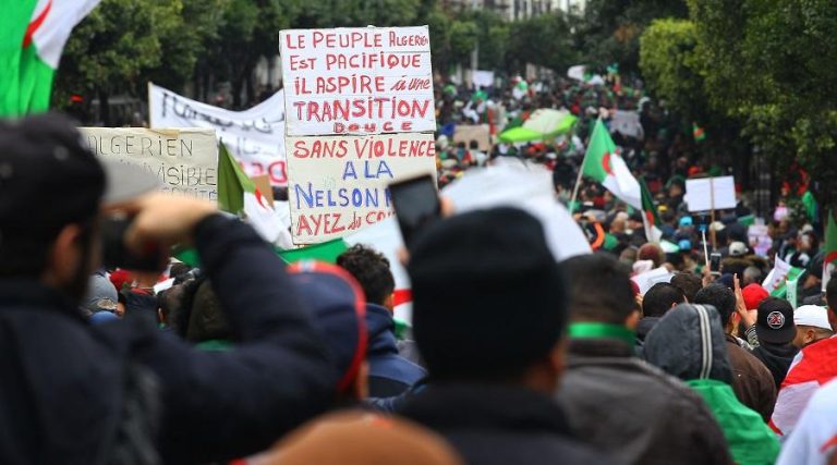 Mouv idéologie populiste