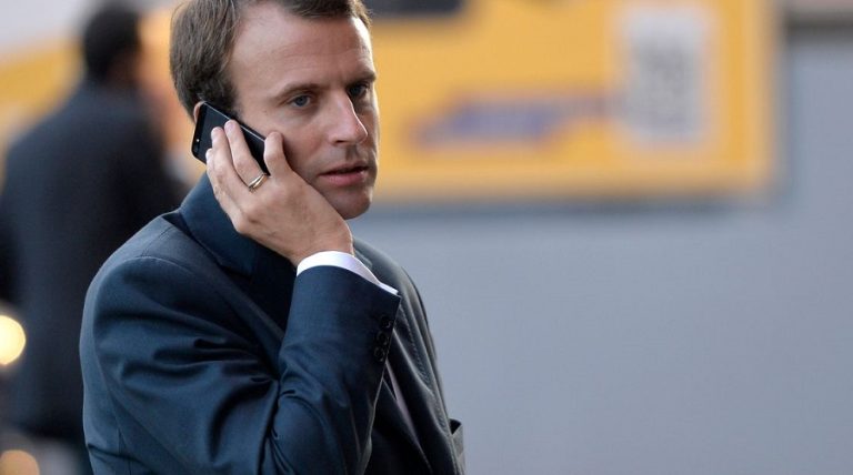 Macron Tebboune