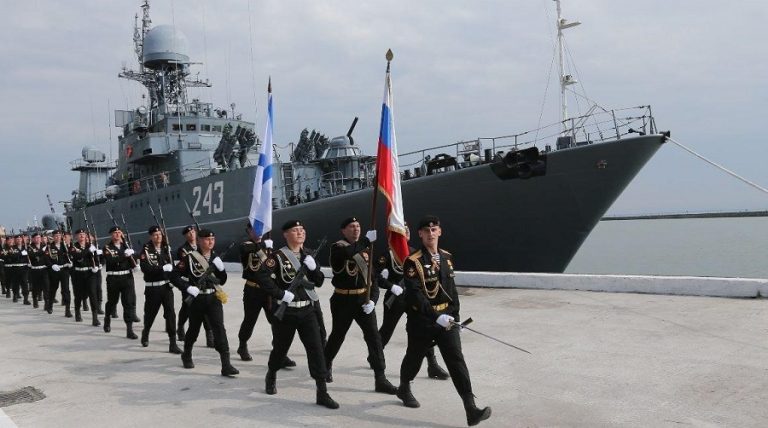 Marine russe bombarde Daech en Syrie
