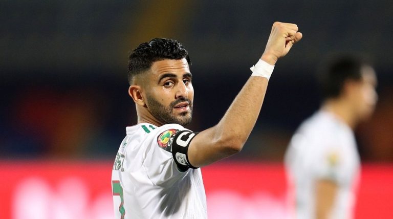 Riadh Mouakher avec le président Essebsi. D. R.