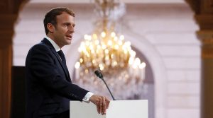 Emmanuel Macron, lors de sa visite en Algérie. New Press