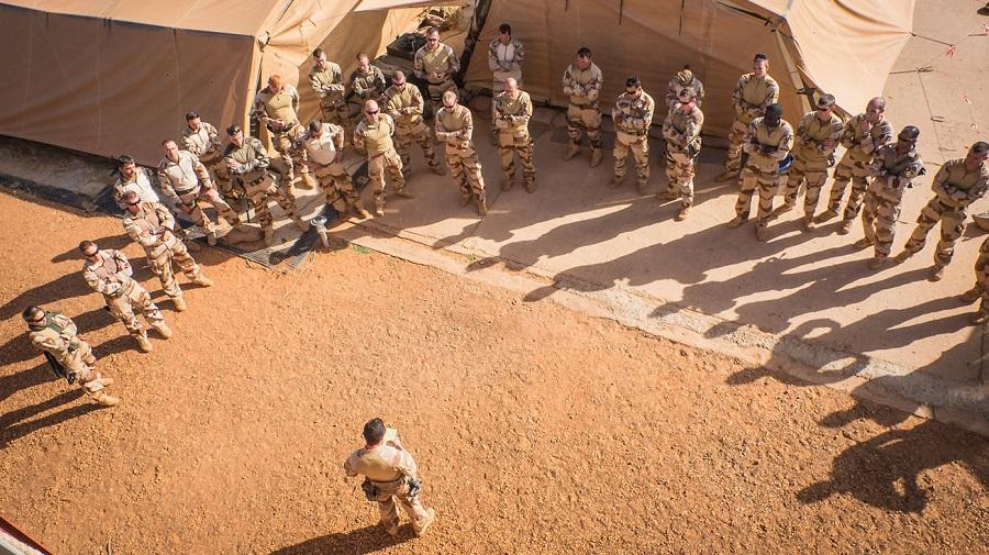 des camps d entrainement militaire du mouvement separatiste mak au tchad algerie patriotique
