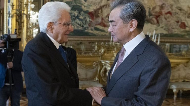 Ch It Wang Yi