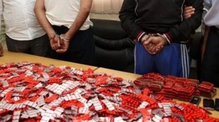 Saisie record de près de 4 millions de comprimés psychotropes, 13 suspects en détention