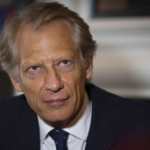 L’ancien ministre français Dominique de Villepin dézingue Israël à partir d’Alger