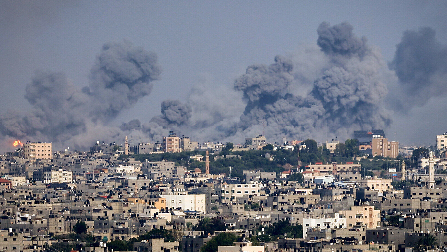 Des dizaines de Palestiniens périssent dans des bombardements israéliens intensifs sur Rafah