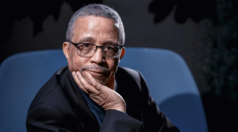 Yasmina Khadra a préféré sacrifier sa « mère » contrairement à Albert Camus