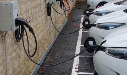 Sonelgaz : première opération d’exportation de bornes de recharge pour véhicules électriques fabriquées localement